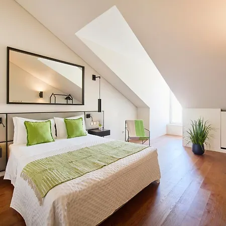 Timeout Market, 3 Quartos, Ac, Elevador Apartamento *